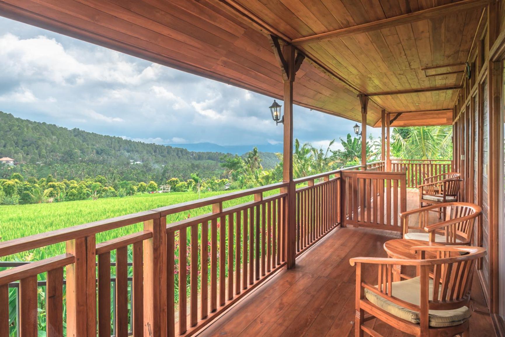 Villa Sande Munduk  Luaran gambar