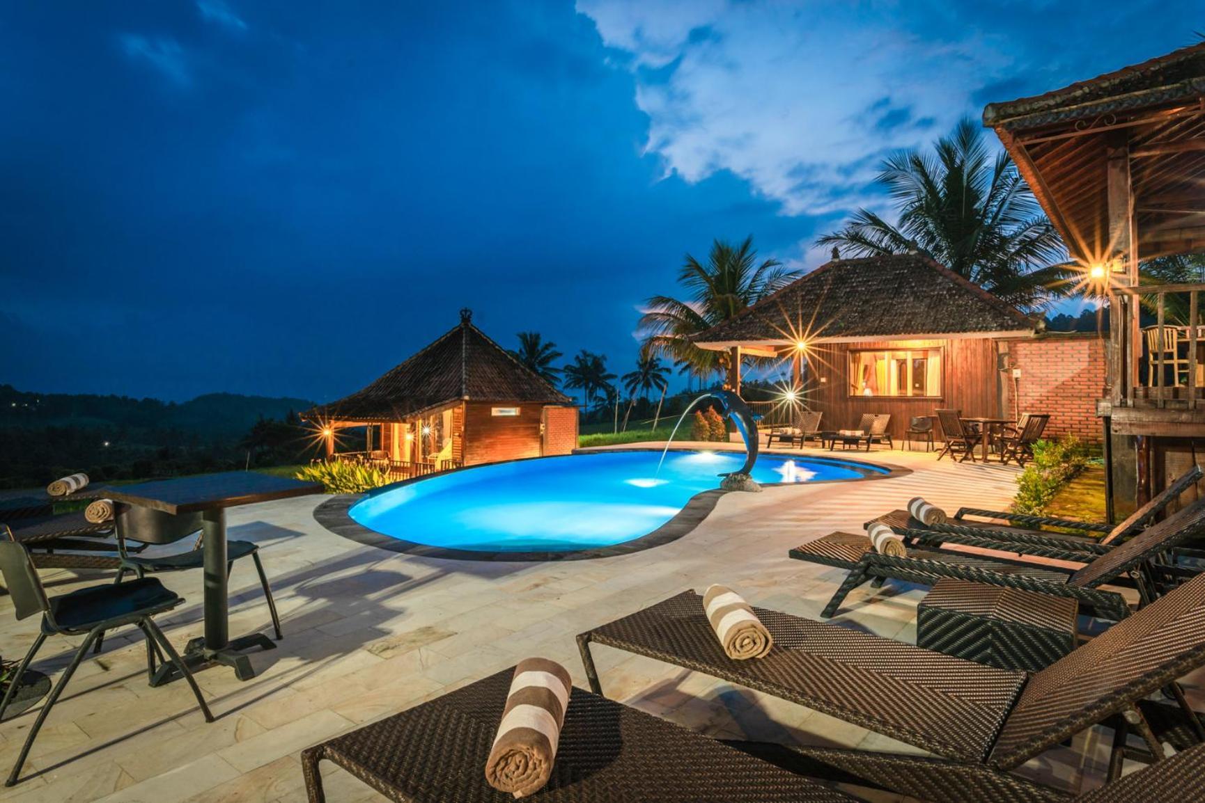 Villa Sande Munduk  Luaran gambar
